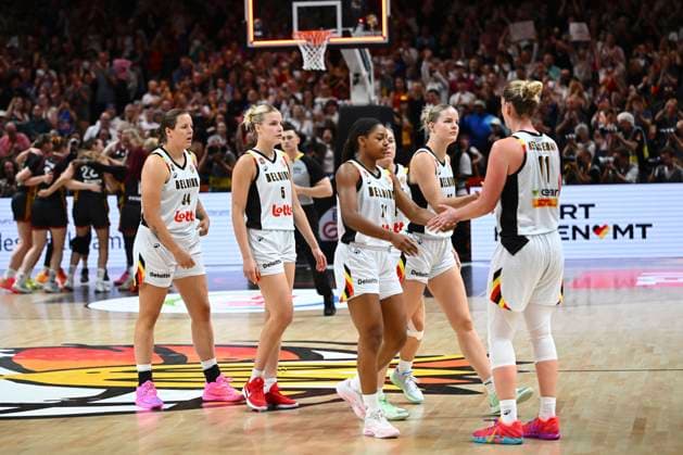 Belgium v Germany - FIBA Women s Basketball World Cup 2026 Quarter-Final BERLIN, GERMANY - SEPTEMBER 10 : players of Belgium look dejected after the FIBA Women s Basketball World Cup quarter final match between Belgium and Germany in Berlin on September 10, 2026 in Berlin, Germany, 10 09 2026 Berlin Germany  Copyright: xVincentxKalutx