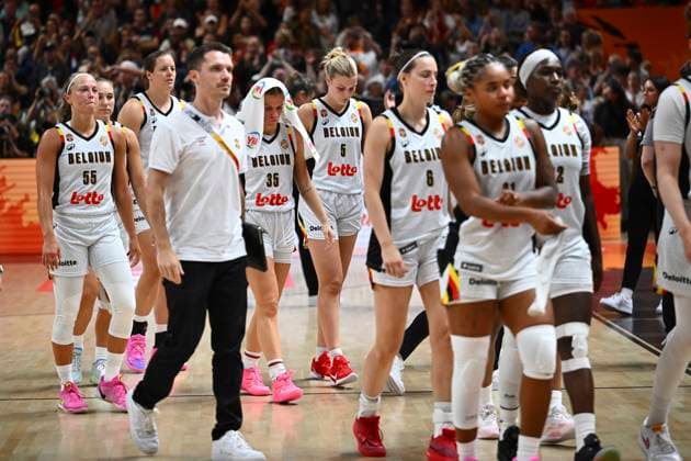 Belgium v Germany - FIBA Women s Basketball World Cup 2026 Quarter-Final BERLIN, GERMANY - SEPTEMBER 10 : players of Belgium look dejected after the FIBA Women s Basketball World Cup quarter final match between Belgium and Germany in Berlin on September 10, 2026 in Berlin, Germany, 10 09 2026 Berlin Germany  Copyright: xVincentxKalutx
