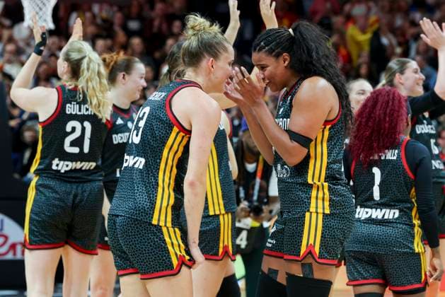 Leonie Fiebich (Germany) and Nyara Sabally (Germany) cheer during the FIBA Women’s Basketball World Cup Germany 2026 quarterfinal match between Belgium and Germany at the Berlin Arena on September 10, 2026, in Berlin, Germany. Photo by Marco Steinbrenner, DeFodi Images