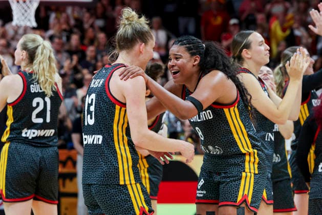 Leonie Fiebich (Germany) and Nyara Sabally (Germany) cheer during the FIBA Women’s Basketball World Cup Germany 2026 quarterfinal match between Belgium and Germany at the Berlin Arena on September 10, 2026, in Berlin, Germany. Photo by Marco Steinbrenner, DeFodi Images