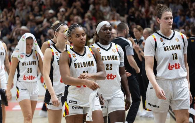 Belgian Cats players look dejected after losing a basketball game between Germany and Belgium national team, Nationalteam Belgian Cats, a quarter final game at the FIBA Women s Basketball World Cup, on Thursday 10 September 2026, in Berlin, Germany. The FIBA Women s Basketball World Cup takes place in Berlin from 4 to 13 September 2026. VIRGINIExLEFOUR  x185879174x