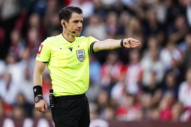 EINDHOVEN - Referee Umut Meler during the UEFA Champions League match between PSV Eindhoven and Shakhtar Donetsk at the Philips Stadium on September 10, 2026 in Eindhoven, the Netherlands. MAURICE VAN STEEN ANP xVIxANPxSportx xxANPxIVx 567918787 originalFilename: 567918787.jpg