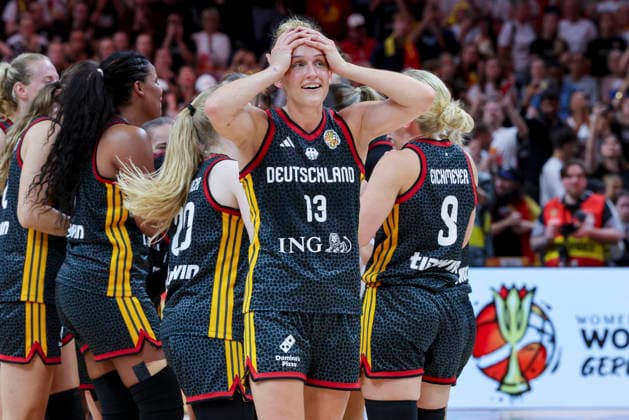 Leonie Fiebich of Germany cheers during the FIBA Women s Basketball World Cup Germany 2026 quarterfinal match between Belgium and Germany at the Berlin Arena on September 10, 2026, in Berlin, Germany. Photo by Marco Steinbrenner, DeFodi Images