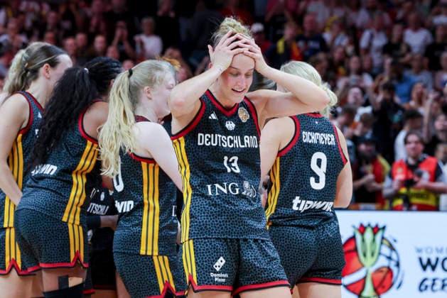 Leonie Fiebich of Germany cheers during the FIBA Women s Basketball World Cup Germany 2026 quarterfinal match between Belgium and Germany at the Berlin Arena on September 10, 2026, in Berlin, Germany. Photo by Marco Steinbrenner, DeFodi Images