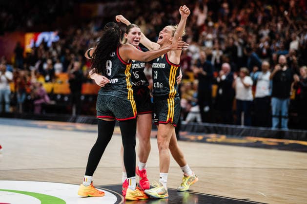 2026 FIBA Women’s Basketball World Cup: Belgium vs. Germany, September 10, 2026; Germany defeats Belgium; cheering; CHEERS; celebration; celebrating; Luisa Geiselsoder (Germany), 15, Leonie Fiebich (Germany), 13, Nyara Sabally (Germany), 8, basketball, FIBA Women’s Basketball World Cup 2026, Final Phase, Quarterfinals: Belgium vs. Germany on September 10, 2026, at the Uber Arena, Berlin Copyright: xBEAUTIFULxSPORTS Tonhäuserx