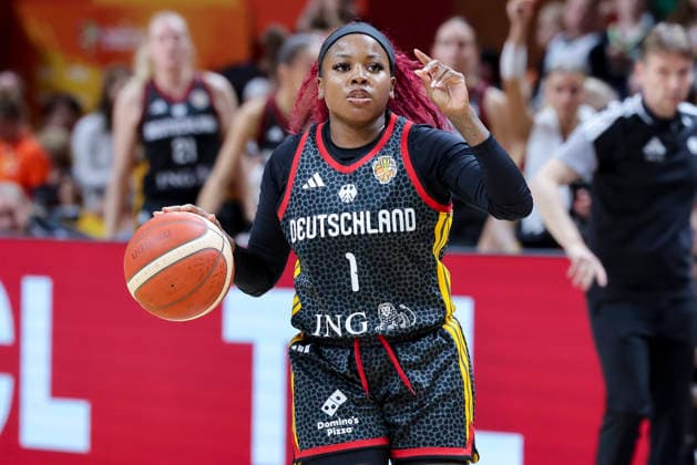 Alexis Peterson of Germany controls the ball during the FIBA Women s Basketball World Cup Germany 2026 quarterfinal match between Belgium and Germany at the Berlin Arena on September 10, 2026, in Berlin, Germany. Photo by Marco Steinbrenner, DeFodi Images