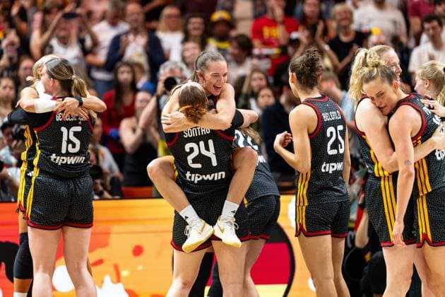 Luisa Geiselsoder, Germany, 15, Lina Sontag, Germany, 24, Britta Daub, Germany, 19, Clara Bielefeld, Germany, 25, Marie Guelich, Germany, 21, Leonie Fiebich, Germany, 13, celebrating after the victory at the end of the game, GER, Belgium vs. Germany, basketball, 2026 FIBA Women’s World Cup, Quarterfinals, September 10, 2026, GER, Belgium vs. Germany, Basketball, 2026 FIBA Women’s World Cup, Quarterfinals, September 10, 2026, Berlin Copyright: xEibner-Pressefoto MaxxVincenx EP_MVN