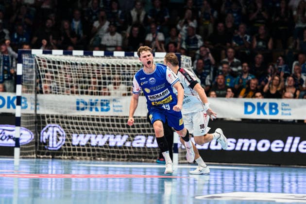 David More, ThSV Eisenach, 15 Celebrating the goal and the equalizer shortly before halftime, GER, ThSV Eisenach vs. SG BBM Bietigheim, 1 Opel Handball Bundesliga, Handball, Matchday 4, 2026–2027 Season, 7:00 p.m., September 10, 2026 GER, ThSV Eisenach vs. SG BBM Bietigheim, 1st Opel Handball Bundesliga, Handball, Matchday 4, 2026–2027 season, 7:00 p.m., September 10, 2026, Eisenach Copyright: xMartinxHerbstx