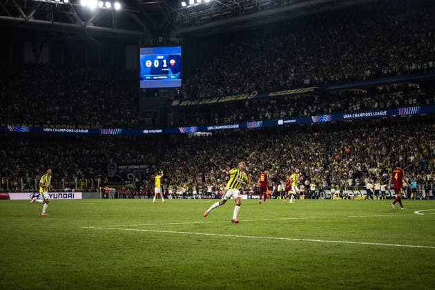 Fenerbahce v AS Roma - UEFA Champions League ISTANBUL, TURKIYE - SEPTEMBER 10: Players of Fenerbahce celebrate a goal during the UEFA Champions League match between Fenerbahce and Roma at Chobani Stadium in Istanbul, Turkiye, on September 10, 2026. Sebnem Coskun Anadolu Istanbul Turkey. Editorial use only. Please get in touch for any other usage.  Copyright: x2026xAnadoluxSebnemxCoskunx