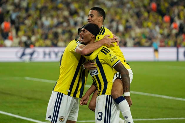 September 10, 2026, Kadikoy, Istanbul, Turkey: Archie Brown (C) and Mason Greenwood (C-up) of AS Fenerbahce celebrates after scoring his team s first goal during the UEFA Champions League - League Phase, Matchday 1 - football match between Fenerbahce and AS Roma at Sukru Saracoglu Stadium in Istanbul, Turkey, on September 10, 2026. Kadikoy Turkey - ZUMAu194 20260910_zip_u194_033 Copyright: xTolgaxUluturkx