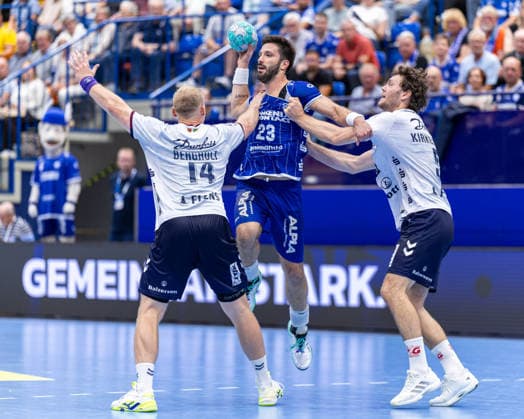 L R Emil Siersbaek Bergholt, SG Flensburg Handewitt, 14, Tim Suton, TBV Lemgo Lippe, 23, Niclas Kirkelokke, SG Flensburg Handewitt, 05 GER, TBV Lemgo Lippe vs. SG Flensburg Handewitt, Handball, 1st Bundesliga, Matchday 4, 2026–2027 Season, September 10, 2026 GER, TBV Lemgo Lippe vs. SG Flensburg Handewitt, Handball, 1st Bundesliga, Matchday 4, 2026–2027 season, September 10, 2026 Lemgo Copyright: xEibner-Pressefoto JanxRollingerx EP_JSK