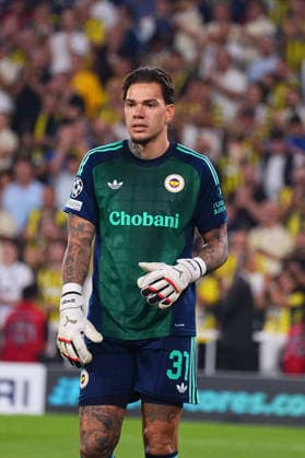 ISTANBUL, TURKEY - SEPTEMBER 10: Goalkeeper Ederson of Fenerbahce SK during the UEFA Champions League 2026 27 first week match between Fenerbahce SK and Roma at Fenerbahce Chobani Stadiumi on September 10, 2026 in Istanbul, Turkey. Istanbul Kadikoy TURKEY Copyright: xSeskimphotox Fenerbahce-Roma-1009 (14)