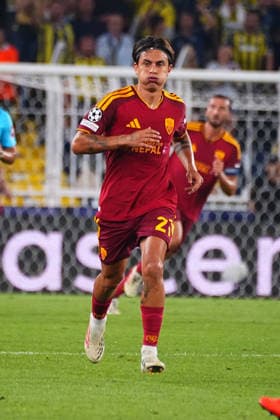 ISTANBUL, TURKEY - SEPTEMBER 10: Paulo Dybala of Roma during the UEFA Champions League 2026 27 first week match between Fenerbahce SK and Roma at Fenerbahce Chobani Stadiumi on September 10, 2026 in Istanbul, Turkey. Istanbul Kadikoy TURKEY Copyright: xSeskimphotox Fenerbahce-Roma-1009 (45)