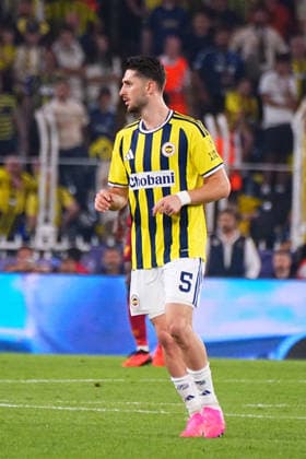 ISTANBUL, TURKEY - SEPTEMBER 10: Ismail Yuksek of Fenerbahce SK during the UEFA Champions League 2026 27 first week match between Fenerbahce SK and Roma at Fenerbahce Chobani Stadiumi on September 10, 2026 in Istanbul, Turkey. Istanbul Kadikoy TURKEY Copyright: xSeskimphotox Fenerbahce-Roma-1009 (46)