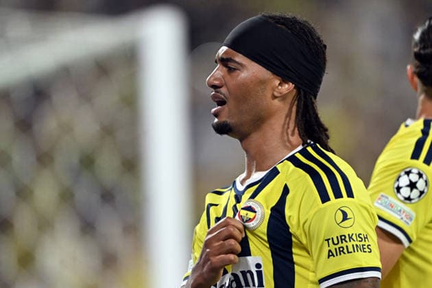 Fenerbahce v AS Roma - UEFA Champions League ISTANBUL, TURKIYE - SEPTEMBER 10: Fenerbahce s Archie Brown (3) celebrates after scoring a goal during the UEFA Champions League 2026 27 league phase Matchday 1 match between Fenerbahce and Roma at Chobani Stadium in Istanbul, Turkiye, on September 10, 2026. Serhat Cagdas Anadolu Istanbul Turkey. Editorial use only. Please get in touch for any other usage.  Copyright: x2026xAnadoluxSerhatxCagdasx