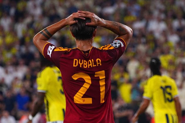 ISTANBUL, TURKEY - SEPTEMBER 10: Paulo Dybala of Roma during the UEFA Champions League 2026 27 first week match between Fenerbahce SK and Roma at Fenerbahce Chobani Stadiumi on September 10, 2026 in Istanbul, Turkey. Istanbul Kadikoy TURKEY Copyright: xSeskimphotox Fenerbahce-Roma-1009 (61)