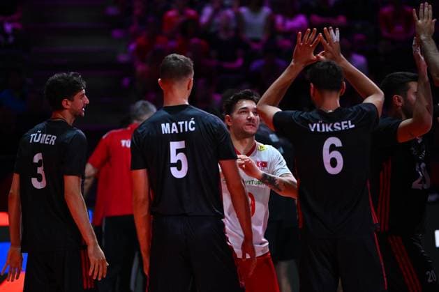 Turkiye v Germany - CEV EuroVolley 2026 Men CLUJ-NAPOCA, ROMANIA - SEPTEMBER 10: Players of Turkiye is seen during the CEV EuroVolley 2026 match between Turkiye and Germany at the BTarena in Cluj-Napoca, Romania, on September 10, 2026. Alex Nicodim Anadolu Cluj-napoca Romania. Editorial use only. Please get in touch for any other usage.  Copyright: x2026xAnadoluxAlexxNicodimx