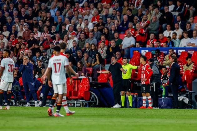 EINDHOVEN , 10-09-2026 , Philips stadium, season 2026 2027 , UEFA Champions League football , match between PSV and Shakhtar Donetsk, picture shows Shakhtar Donetsk coach Turan Arda PSV - Shakhtar Donetsk  x206827966x Copyright: