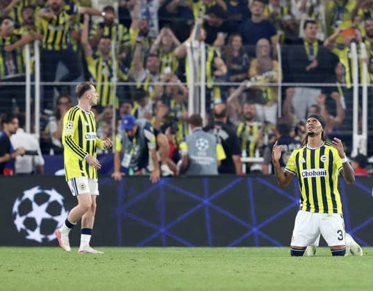 Fenerbahce v AS Roma - UEFA Champions League ISTANBUL, TURKIYE - SEPTEMBER 10: Fenerbahce s Archie Brown (3) celebrates after scoring a goal during the UEFA Champions League 2026 27 league phase Matchday 1 match between Fenerbahce and Roma at Chobani Stadium in Istanbul, Turkiye, on September 10, 2026. Ali Atmaca Anadolu Istanbul Turkey. Editorial use only. Please get in touch for any other usage.  Copyright: x2026xAnadoluxAlixAtmacax