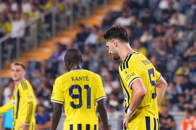 ISTANBUL, TURKEY - SEPTEMBER 10: Ismail Yuksek of Fenerbahce SK during the UEFA Champions League 2026 27 first week match between Fenerbahce SK and Roma at Fenerbahce Chobani Stadiumi on September 10, 2026 in Istanbul, Turkey. Istanbul Kadikoy TURKEY Copyright: xSeskimphotox Fenerbahce-Roma-1009 (84)