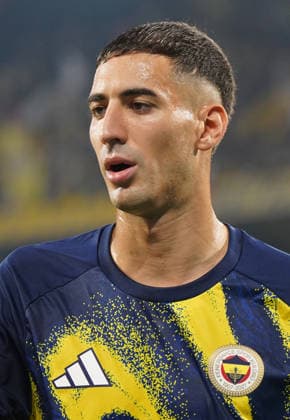 ISTANBUL, TURKEY - SEPTEMBER 10: Mert Muldur of Fenerbahce SK during the UEFA Champions League 2026 27 first week match between Fenerbahce SK and Roma at Fenerbahce Chobani Stadiumi on September 10, 2026 in Istanbul, Turkey. Istanbul Kadikoy TURKEY Copyright: xSeskimphotox Fenerbahce-Roma-1009 (94)