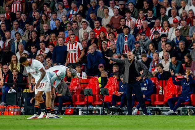 EINDHOVEN , 10-09-2026 , Philips stadium, season 2026 2027 , UEFA Champions League football , match between PSV and Shakhtar Donetsk, picture shows PSV coach Peter Bosz PSV - Shakhtar Donetsk  x206828004x Copyright: