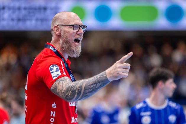 Ales Pajovic, SG Flensburg Handewitt, coach celebrates; GER, TBV Lemgo Lippe vs. SG Flensburg Handewitt, handball, 1st Bundesliga, Matchday 4, 2026–2027 season, September 10, 2026 GER, TBV Lemgo Lippe vs. SG Flensburg Handewitt, Handball, 1st Bundesliga, Matchday 4, 2026–2027 season, September 10, 2026 Lemgo Copyright: xEibner-Pressefoto JanxRollingerx EP_JSK