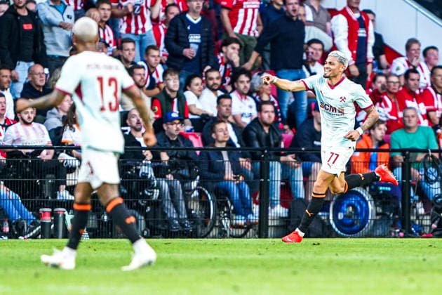 2026-09-10 PSV Eindhoven v Shaktar Donetsk - Champions League EINDHOVEN, NETHERLANDS - SEPTEMBER 10: Gleiker Mendoza of FC Shakhtar Donetsk celebrates after scoring his teams first goal during the Champions League match between PSV Eindhoven and Shaktar Donetsk at Philips Stadion on September 10, 2026 in Eindhoven, Netherlands. Eindhoven Philips Stadion Netherlands Content not available for redistribution in The Netherlands directly or indirectly through any third parties. Copyright: xAndrexWeeningx