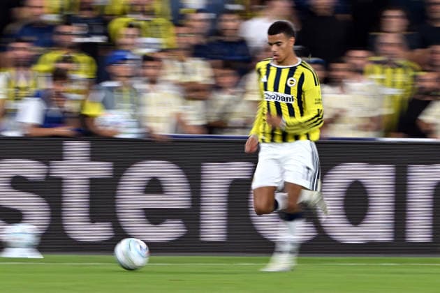 Fenerbahce v AS Roma - UEFA Champions League ISTANBUL, TURKIYE - SEPTEMBER 10: Fenerbahce s Mason Greenwood (11) in action during the UEFA Champions League 2026 27 league phase Matchday 1 match between Fenerbahce and Roma at Chobani Stadium in Istanbul, Turkiye, on September 10, 2026. Serhat Cagdas Anadolu Istanbul Turkey. Editorial use only. Please get in touch for any other usage.  Copyright: x2026xAnadoluxSerhatxCagdasx