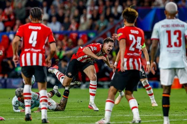 EINDHOVEN , 10-09-2026 , Philips stadium, season 2026 2027 , UEFA Champions League football , match between PSV and Shakhtar Donetsk, picture shows PSV player Ruben van Bommel PSV - Shakhtar Donetsk  x206828258x Copyright: