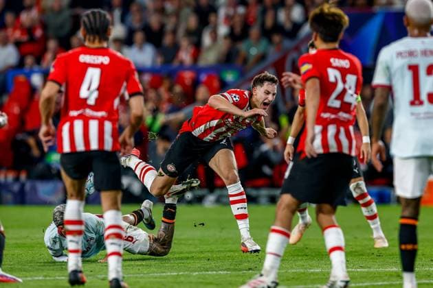 EINDHOVEN , 10-09-2026 , Philips stadium, season 2026 2027 , UEFA Champions League football , match between PSV and Shakhtar Donetsk, picture shows PSV player Ruben van Bommel PSV - Shakhtar Donetsk  x206828261x Copyright: