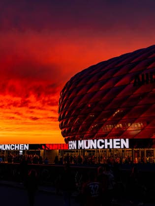UEFA Champions League, Matchday 1, FC Bayern Munich vs. Bodo Glimt on September 10, 2026, at the Allianz Arena at night, in the evening, at sunset, at dusk, with rays of sunlight, in late summer Copyright: xBahhoxKarax