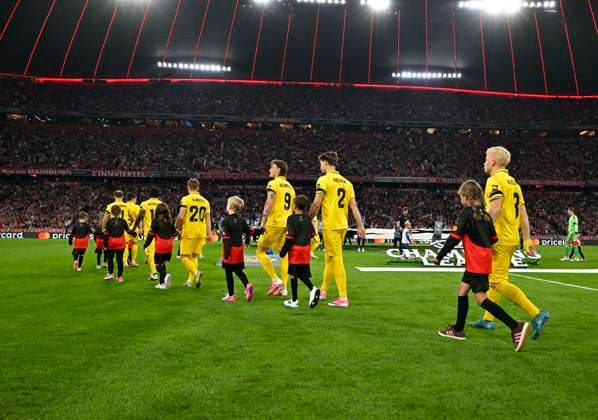 September 10, 2026, Soccer: 2026–2027 UEFA Champions League, Matchday 1, FC Bayern Munich vs. FK Bodo Glimt, at the Allianz Arena in Munich, The team takes the field