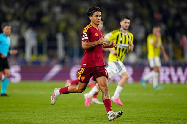10.09 2026 - SOCCER - 2026 27 UEFA CHAMPIONS LEAGUE League Phase Fenerbahce SK v AS Roma Paulo Dybala of AS Roma is in action ISTANBUL Fenerbahce Sükrü Saracoglu Spor Kompleksi Istanbul TURKEY Copyright: xYagizxGurtugx xPsxImagesxYagizxGurtugx xPsxImagesx