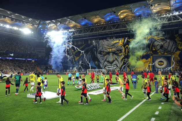 2026-09-10 Fenerbahce SK v AS Roma - UEFA Champions League 2026 27 League Phase MD1 ISTANBUL, TURKEY - SEPTEMBER 10: supporters of Fenerbahce with banner and firework during the UEFA Champions League 2026 27 League Phase MD1 match between Fenerbahce SK and AS Roma at Sukru Saracoglu Stadium on September 10, 2026 in Istanbul, Turkey. (Photo by BSR Agency) Istanbul Turkey Content not available for redistribution in The Netherlands directly or indirectly through any third parties. Copyright: xBSRxAgencyx