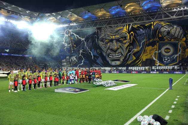 2026-09-10 Fenerbahce SK v AS Roma - UEFA Champions League 2026 27 League Phase MD1 ISTANBUL, TURKEY - SEPTEMBER 10: supporters of Fenerbahce with banner and firework during the UEFA Champions League 2026 27 League Phase MD1 match between Fenerbahce SK and AS Roma at Sukru Saracoglu Stadium on September 10, 2026 in Istanbul, Turkey. (Photo by BSR Agency) Istanbul Turkey Content not available for redistribution in The Netherlands directly or indirectly through any third parties. Copyright: xBSRxAgencyx
