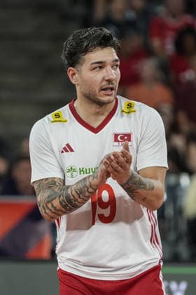 Turkiye v Germany - CEV EuroVolley 2026 Men CLUJ-NAPOCA, ROMANIA - SEPTEMBER 10: Berkay Bayraktar of Turkiye in action during of the CEV EuroVolley 2026 match between Turkiye and Germany at the BTarena in Cluj-Napoca, Romania, on September 10, 2026. Osmancan Gurdogan Anadolu Cluj-Napoca Romania. Editorial use only. Please get in touch for any other usage.  Copyright: x2026xAnadoluxOsmancanxGurdoganx