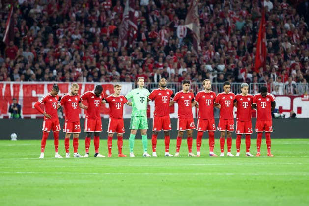 Minute of Silence, GER, FC Bayern Munich vs. FK Bodo Glimt, Soccer, UEFA Champions League, Group Stage, Matchday 1, 2026–2027 Season, September 10, 2026, GER, FC Bayern Munich vs. FK Bodo Glimt, Soccer, UEFA Champions League, Group Stage, Matchday 1, 2026–2027 Season, September 10, 2026, Munich Copyright: xEibner-Pressefoto JennixMaulx EP_JML