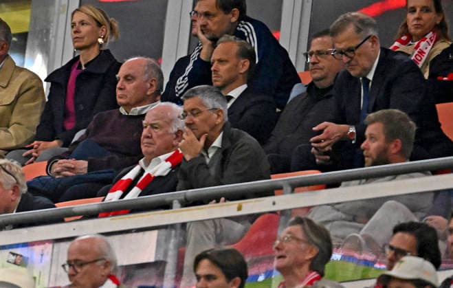 September 10, 2026, Soccer: 2026–2027 UEFA Champions League, Matchday 1, FC Bayern Munich vs. FK Bodo Glimt, at the Allianz Arena in Munich. Pictured: Honorary President Uli Hoeneß of FC Bayern Munich, Hoeneß, x, Sporting Director Max Eberl of Bayern Munich, and CEO Jan Christian Dreesen of FC Bayern Munich, President Herbert Hainer of FC Bayern