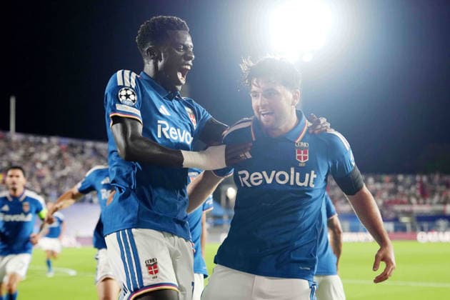 Como™s Martin Baturina celebrates after scoring 1-0 during the UEFA Champions League football match between Como and RB Leipzig - Champions League 2026 2027 - Giuseppe Sinigallia in Como , north Italy - Thursday , September 10 , 2026. - Soccer  Copyright: xSpada LaPressex