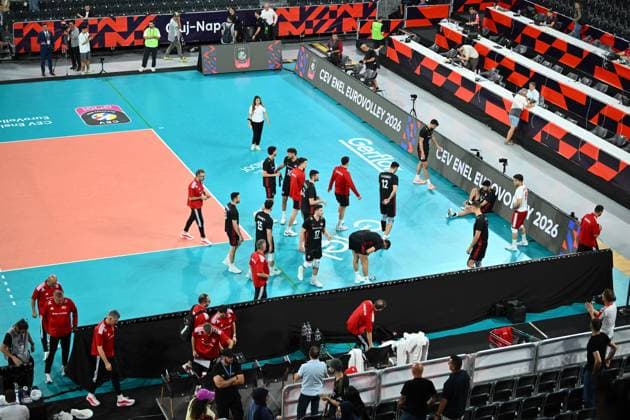 Turkiye v Germany - CEV EuroVolley 2026 Men CLUJ-NAPOCA, ROMANIA - SEPTEMBER 10: Players of Turkiye leave the floor during the CEV EuroVolley 2026 match between Turkiye and Germany at the BTarena in Cluj-Napoca, Romania, on September 10, 2026. Alex Nicodim Anadolu Cluj-Napoca Romania. Editorial use only. Please get in touch for any other usage.  Copyright: x2026xAnadoluxAlexxNicodimx