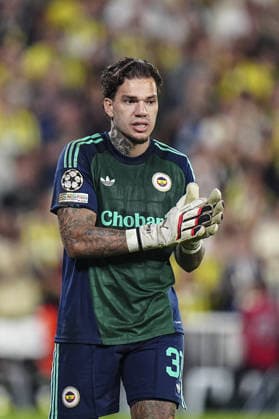Fenerbahce v AS Roma - UEFA Champions League ISTANBUL, TURKIYE - SEPTEMBER 10: Ederson (31) of Fenerbahce gestures during the UEFA Champions League match between Fenerbahce and AS Roma at Chobani Stadium in Istanbul, Turkiye on September 10, 2026. Agit Erdi Ulukaya Anadolu Istanbul Turkey. Editorial use only. Please get in touch for any other usage.  Copyright: x2026xAnadoluxAgitxErdixUlukayax