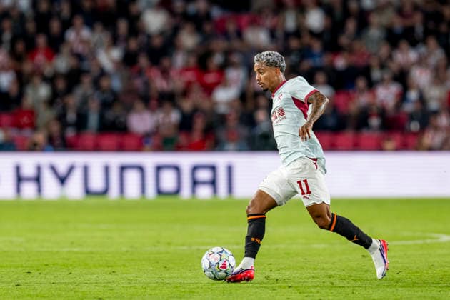 EINDHOVEN Shakhtar Donetsk midfielder Newertton during the UEFA Champions League match between PSV and Shakhtar Donetsk at Philips Stadion on September 10, 2026, in Eindhoven, the Netherlands. Photo by DeFodi Images
