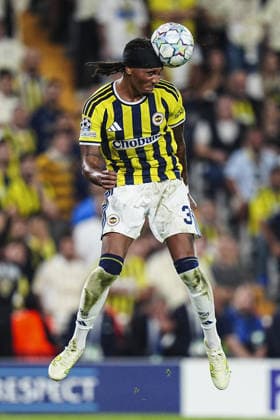 Fenerbahce v AS Roma - UEFA Champions League ISTANBUL, TURKIYE - SEPTEMBER 10: Archie Brown (3) of Fenerbahce in action during the UEFA Champions League match between Fenerbahce and AS Roma at Chobani Stadium in Istanbul, Turkiye on September 10, 2026. Agit Erdi Ulukaya Anadolu Istanbul Turkey. Editorial use only. Please get in touch for any other usage.  Copyright: x2026xAnadoluxAgitxErdixUlukayax