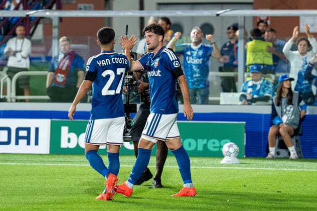Soccer, Italy, UEFA Champions League, Matchday 1: Como 1907 vs. RB Leipzig, Thursday, September 10, 2026, Stadio Giuseppe Sinigaglia, Como: Martin Baturina (20), Como 1907, and Yan Couto (27), Como 1907 celebrate after the 1–0 goal for Como 1907, Goal, Goal celebration Copyright: xValentinxDomgjonix