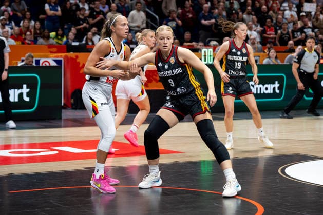 Belgium v Germany: Quarterfinal - FIBA Women s Basketball World Cup Germany 2026 Emma Eichmeyer and Julie Allemand play during the FIBA Women s Basketball World Cup 2026 quarter-finals match between Belgium and Germany in Berlin, Germany, on September 10, 2026. Berlin Germany  Copyright: xMarcinxGolbax originalFilename:golba-belgiumv260910_npatV.jpg