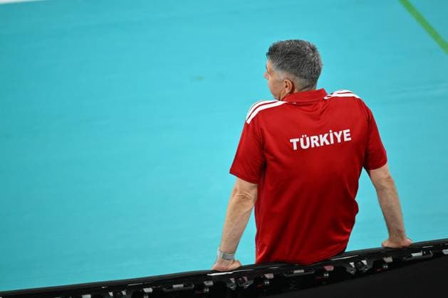 Turkiye v Germany - CEV EuroVolley 2026 Men CLUJ-NAPOCA, ROMANIA - SEPTEMBER 10: Head coach of Turkiye Slobodan Kovac follows the CEV EuroVolley 2026 match between Turkiye and Germany at the BTarena in Cluj-Napoca, Romania, on September 10, 2026. Alex Nicodim Anadolu Cluj-napoca Romania. Editorial use only. Please get in touch for any other usage.  Copyright: x2026xAnadoluxAlexxNicodimx