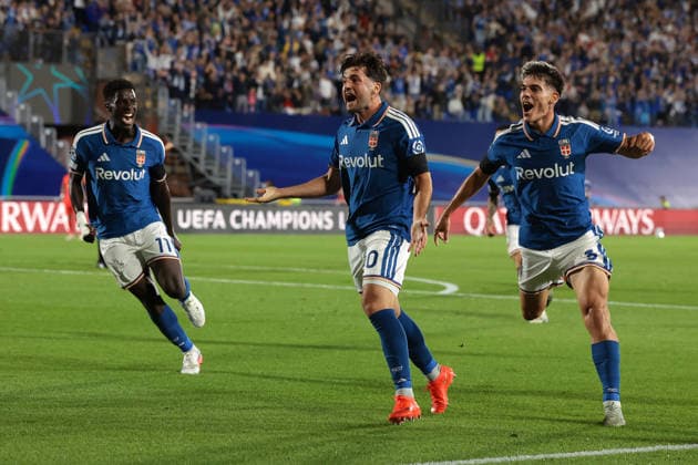 Como 1907 v RB Leipzig - UEFA Champions League - Season 2026-2027 Como, Italy, 10th September 2026. Martin Baturina of Como 1907 celebrates with team mates Alex Valle and Assane Diao after scoring to give the side a 1-0 lead during the Como 1907 vs RB Leipzig UEFA Champions League, group phase match at Stadio Giuseppe Sinigaglia, Como. Picture credit should read: Jonathan Moscrop Como Stadio Giuseppe Sinigaglia Italy