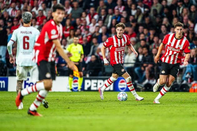 2026-09-10 PSV Eindhoven v Shaktar Donetsk - Champions League EINDHOVEN, NETHERLANDS - SEPTEMBER 10: Paul Wanner of PSV Eindhoven runs with the ball during the Champions League match between PSV Eindhoven and Shaktar Donetsk at Philips Stadion on September 10, 2026 in Eindhoven, Netherlands. Eindhoven Philips Stadion Netherlands Content not available for redistribution in The Netherlands directly or indirectly through any third parties. Copyright: xAndrexWeeningx