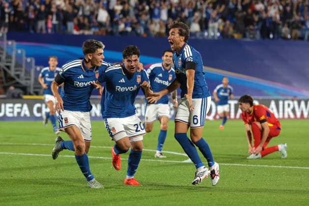 Como 1907 v RB Leipzig - UEFA Champions League - Season 2026-2027 Como, Italy, 10th September 2026. Martin Baturina of Como 1907 celebrates with team mates Alex Valle and Luis Milla after scoring to give the side a 1-0 lead during the Como 1907 vs RB Leipzig UEFA Champions League, group phase match at Stadio Giuseppe Sinigaglia, Como. Picture credit should read: Jonathan Moscrop Como Stadio Giuseppe Sinigaglia Italy